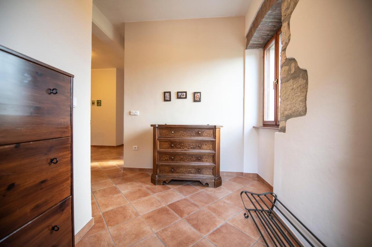 Old Town Studio And Apartment Врсар Экстерьер фото