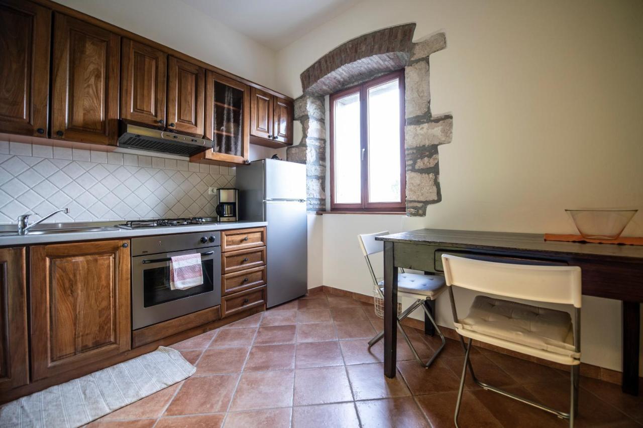 Old Town Studio And Apartment Врсар Экстерьер фото